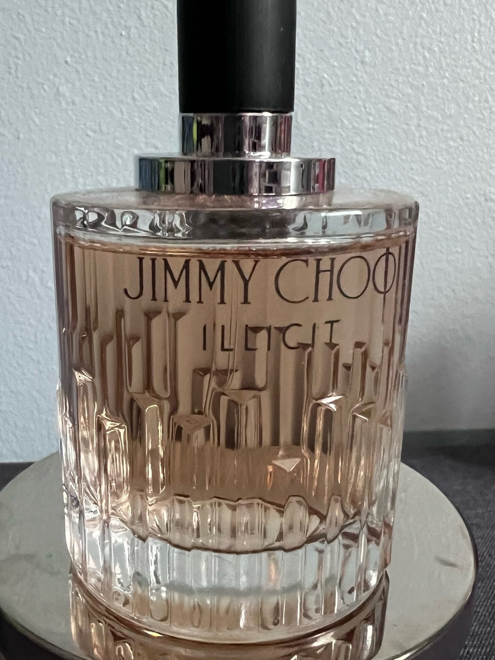 Jimmy Choo blush pink ribbed glass accent bottle